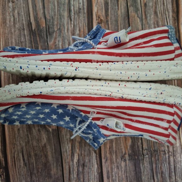 Hey Dude's Slides American Flag design Women's size 9 mens size 7 - Picture 5 of 6